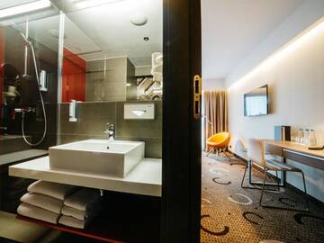 Фотографии Отель Q Hotel Plus Kraków г. Краков (Польша) №5 Фото Отель Q Hotel Plus Kraków г. Краков 5