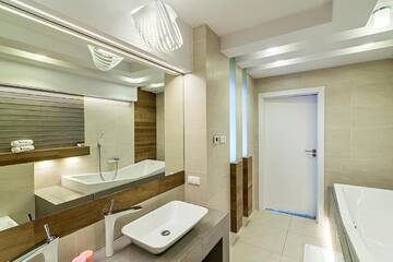 Фото номера Классический люкс Отель Hotel J&amp;J Sport Center г. Краков 4