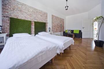 Фото номера Апартаменты с 2 спальнями (для 6 взрослых) Апартаменты Mosquito Old Town Apartments г. Краков 14
