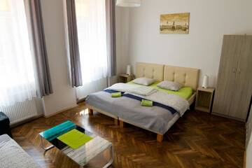 Фото номера Апартаменты с 2 спальнями Хостелы Dream Hostel &amp; Apartments г. Краков 4