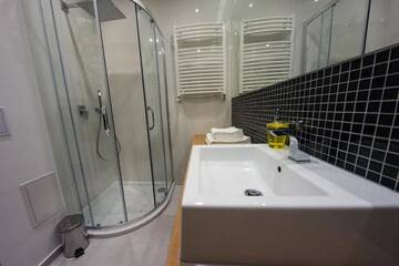 Фото номера Апартаменты с 1 спальней и балконом Апартаменты Garden Corner г. Краков 9