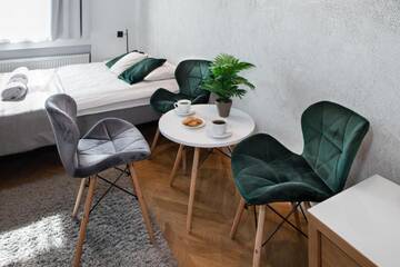 Фото номера Трехместный номер с общей ванной комнатой Апартаменты Rainbow Apartments 3 г. Краков 9