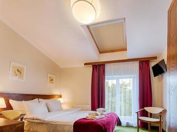 Фото номера Двухместный номер «Премиум» с 1 кроватью и видом на сад Отель Hotel Yarden by Artery Hotels г. Краков 18