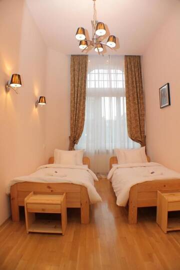 Фото номера Апартаменты с 3 спальнями Апартаменты Apartament Secesyjny г. Краков 51