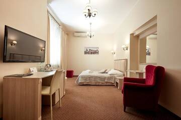 Фото номера Двухместный номер Делюкс с 1 кроватью Отель Hotel Jan г. Краков 3