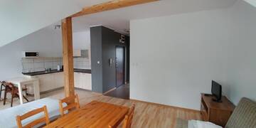 Фото номера Апартаменты (для 8 взрослых) Хостелы 999 Aparthostel г. Краков 3
