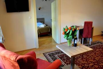 Фото номера Трехместный номер Отель Hotel Santi г. Краков 7