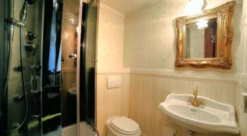 Фото номера Апартаменты с мезонином (для 4 взрослых) Апартаменты Only Kraków Apartments г. Краков 10