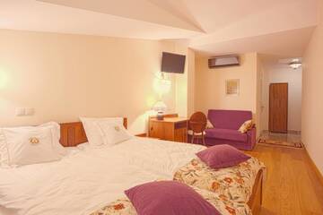 Фото номера Двухместный номер Делюкс с 1 кроватью Апарт-отели Aparthotel Grodzka 21 г. Краков 17