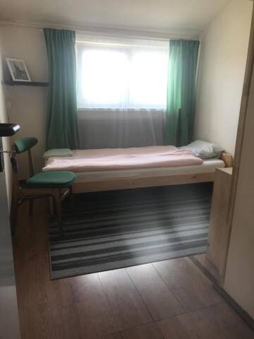 Фото номера Одноместный номер с ванной комнатой Хостелы Hostel Retro г. Краков 5