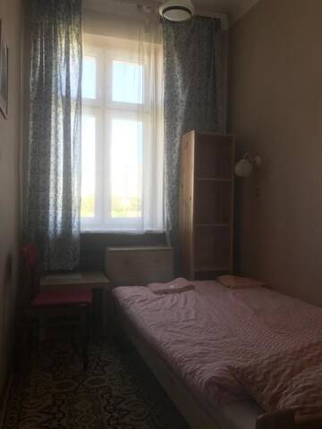 Фото номера Небольшой двухместный номер с 1 кроватью Хостелы Hostel Retro г. Краков 4