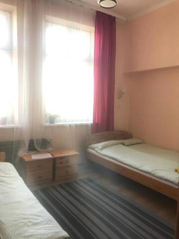 Фото номера Трехместный номер с ванной комнатой Хостелы Hostel Retro г. Краков 4