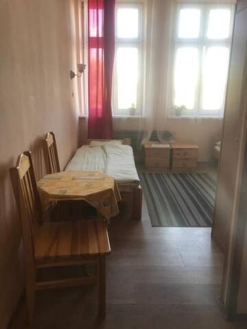 Фото номера Трехместный номер с ванной комнатой Хостелы Hostel Retro г. Краков 12