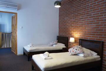 Фото номера Двухуровневые апартаменты с 2 ванными комнатами Апартаменты Sleeping in Krakow Main Market г. Краков 10