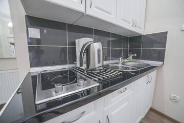 Фото номера Апартаменты с 2 спальнями Апарт-отели B&amp;B La Fontaine г. Краков 3