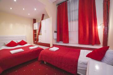 Фото номера Апартаменты с 3 спальнями Апарт-отели B&amp;B La Fontaine г. Краков 4