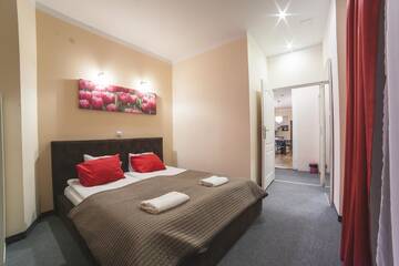 Фото номера Апартаменты с 3 спальнями Апарт-отели B&amp;B La Fontaine г. Краков 3