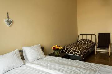 Фото номера Трехместный номер - 6 Хостелы Bubble Hostel г. Краков 10