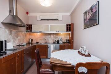 Фото номера Номер-студио Делюкс c балконом (для 3 взрослых) Апарт-отели Orlowska Townhouse Apartments г. Краков 6