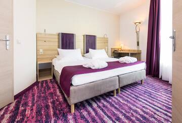 Фото номера Апартаменты с 1 спальней Отель Galaxy Hotel г. Краков 7
