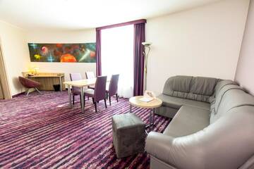 Фото номера Апартаменты с 1 спальней Отель Galaxy Hotel г. Краков 5