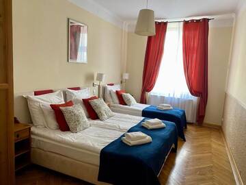 Фото номера Апартаменты с 2 спальнями (для 7 взрослых) Апарт-отели City Center Rooms and Apartments Gołębia 8 г. Краков 7