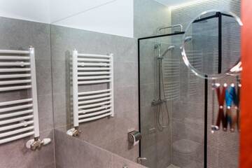 Фото номера Улучшенный номер-студио Апарт-отели City Center Rooms and Apartments Gołębia 8 г. Краков 6