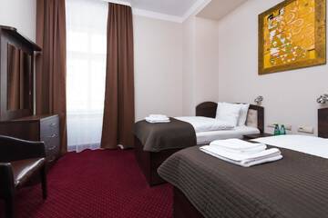 Фото номера Улучшенные апартаменты Апарт-отели Rembrandt Aparthotel г. Краков 8