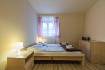 Фото номера Апартаменты Апартаменты Euro-Room Rooms &amp; Apartments г. Краков 9