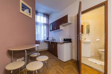 Фото номера Апартаменты Апартаменты Euro-Room Rooms &amp; Apartments г. Краков 5