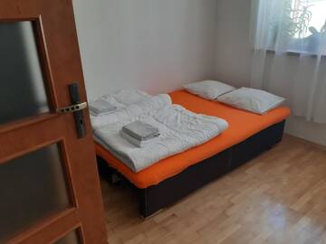 Фото номера Апартаменты с 2 спальнями - Zyblikiewicza, 5 Апартаменты Euro-Room Rooms &amp; Apartments г. Краков 6
