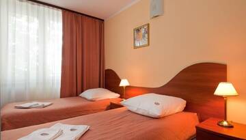 Фото номера Двухместный номер с 1 кроватью или 2 отдельными кроватями Отель Hotel Grand Felix г. Краков 13