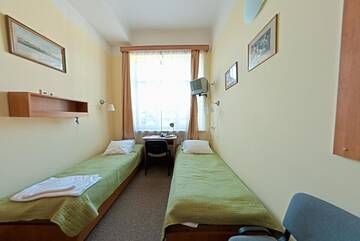 Фото номера Двухместный номер с 1 кроватью или 2 отдельными кроватями Отель Hotel Alef г. Краков 5