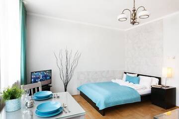 Фото номера Просторный номер-студио с видом на город Апартаменты Mona Lisa Apartments - Kazimierz District г. Краков 9