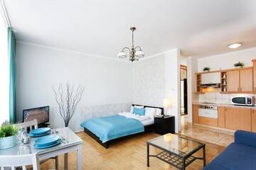 Фото номера Просторный номер-студио с видом на город Апартаменты Mona Lisa Apartments - Kazimierz District г. Краков 8