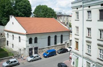 Фото номера Просторный номер-студио с видом на город Апартаменты Mona Lisa Apartments - Kazimierz District г. Краков 17
