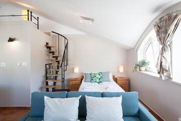 Фото номера Просторный номер-студио с видом на город Апартаменты Mona Lisa Apartments - Kazimierz District г. Краков 9