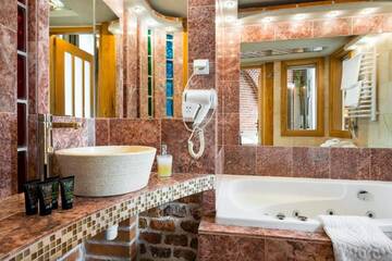 Фото номера Номер-студио Делюкс Апарт-отели Aparthotel Stare Miasto г. Краков 5