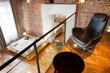 Фото номера Двухуровневый люкс Апарт-отели Aparthotel Stare Miasto г. Краков 3