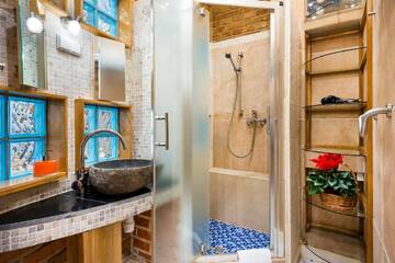 Фото номера Стандартные апартаменты Апартаменты Krowoderska Apartments г. Краков 6