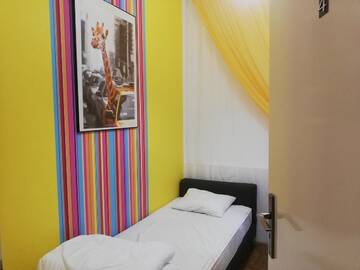 Фото номера Одноместный номер Хостелы Lorf Hostel&amp;Coffee г. Краков 4