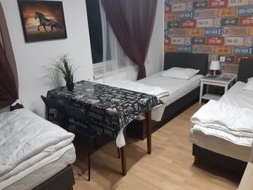 Фото номера Трехместный номер Хостелы Lorf Hostel&amp;Coffee г. Краков 2