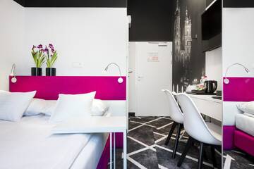 Фото номера Одноместный номер «Премиум» Отель Best Western Plus Krakow Old Town г. Краков 5