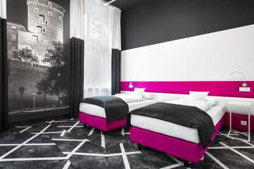 Фото номера Улучшенный двухместный номер с 2 отдельными кроватями Отель Best Western Plus Krakow Old Town г. Краков 3