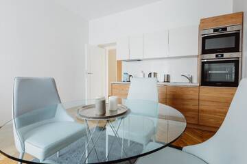 Фото номера Семейные апартаменты с 1 спальней (для 4 гостей) Апарт-отели 4Seasons﻿ Apartments Cracow г. Краков 14