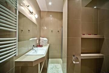 Фото номера Апартаменты с 2 спальнями (8 взрослых) Апарт-отели 4Seasons﻿ Apartments Cracow г. Краков 5