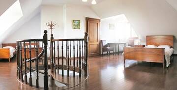 Фото номера Четырехместный номер Отели типа «постель и завтрак» Sofia Bed &amp; Breakfast г. Краков 6