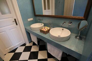 Фото номера Апартаменты Делюкс с 2 спальнями Апартаменты Blueberry Apartments г. Краков 25