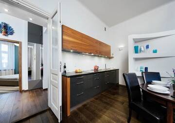 Фото номера Улучшенные апартаменты - Zwierzyniecka, 5 Апартаменты Aurora Apartments - Old Town г. Краков 5