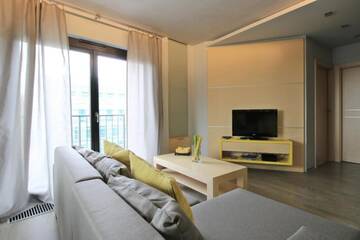 Фото номера Улучшенные апартаменты - Szlak 77 Апартаменты Aurora Apartments - Old Town г. Краков 5